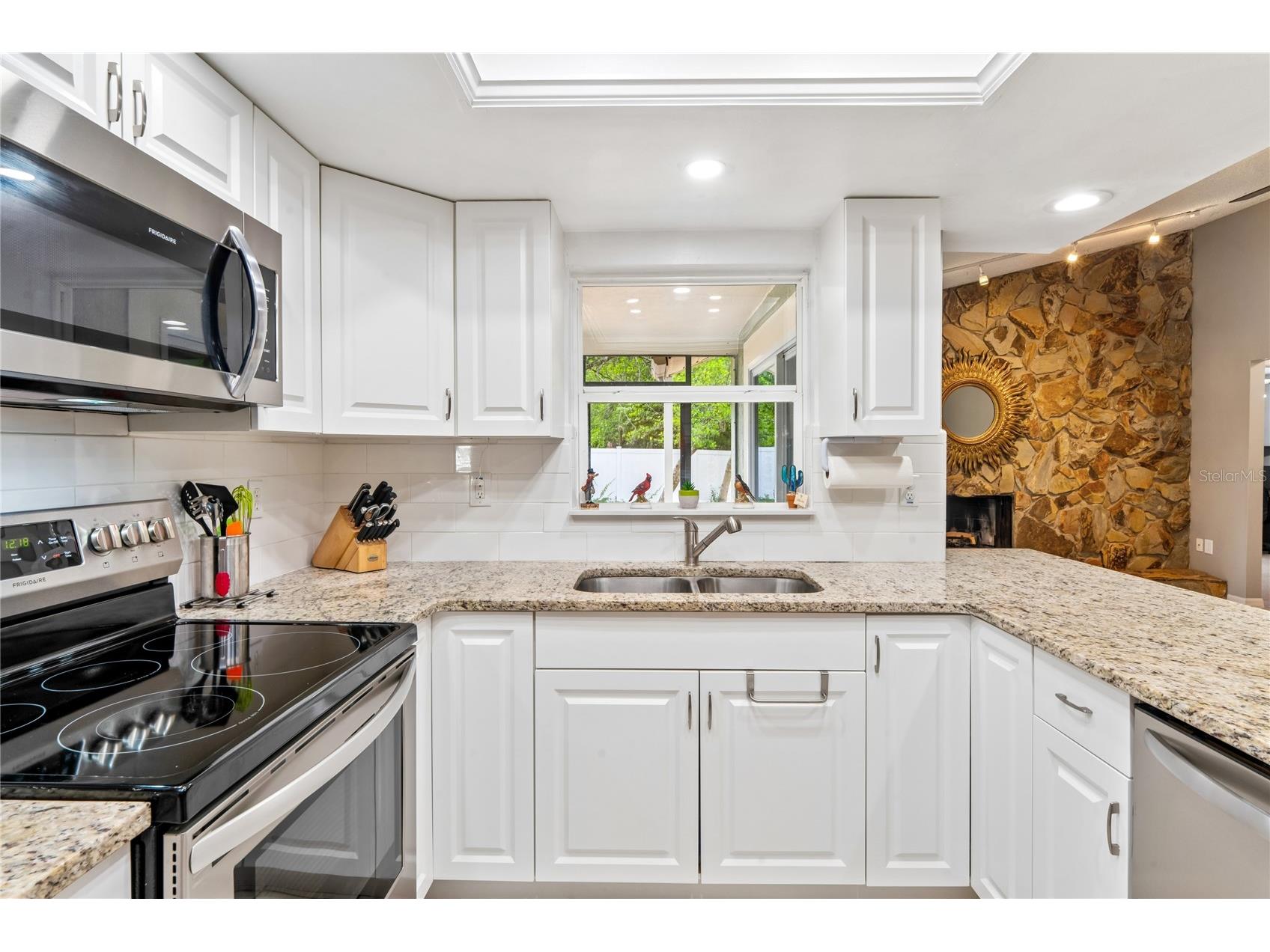 10100 Vancouver Road Spring Hill FL 34608 W7885649 image11