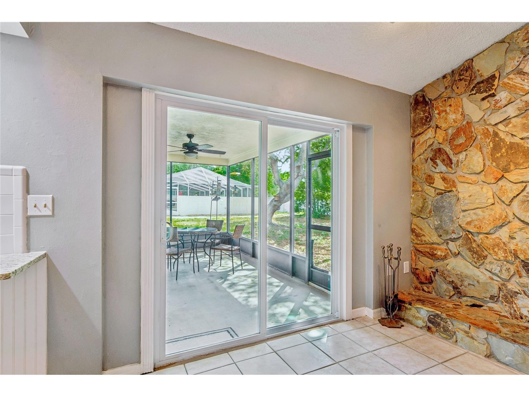 10100 Vancouver Road Spring Hill FL 34608 W7885649 image15