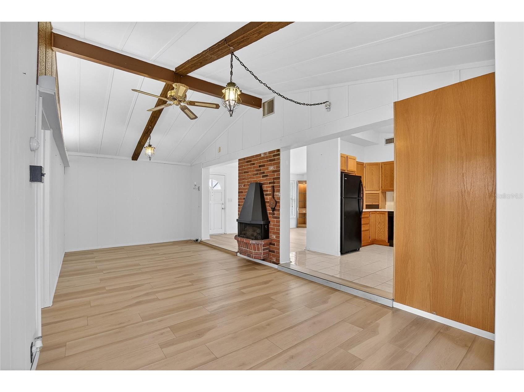 10101 Mariposa Place Tampa FL 33619 TB8494593 image24