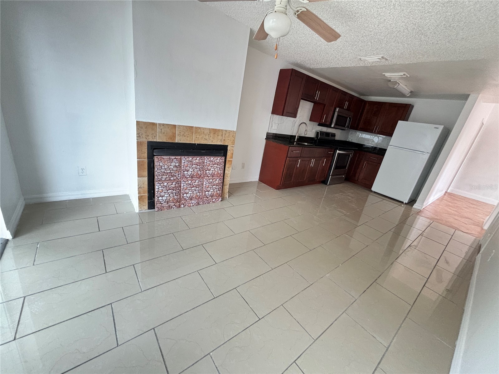 10101 Springtree Court Tampa FL 33615 A4674458 image9