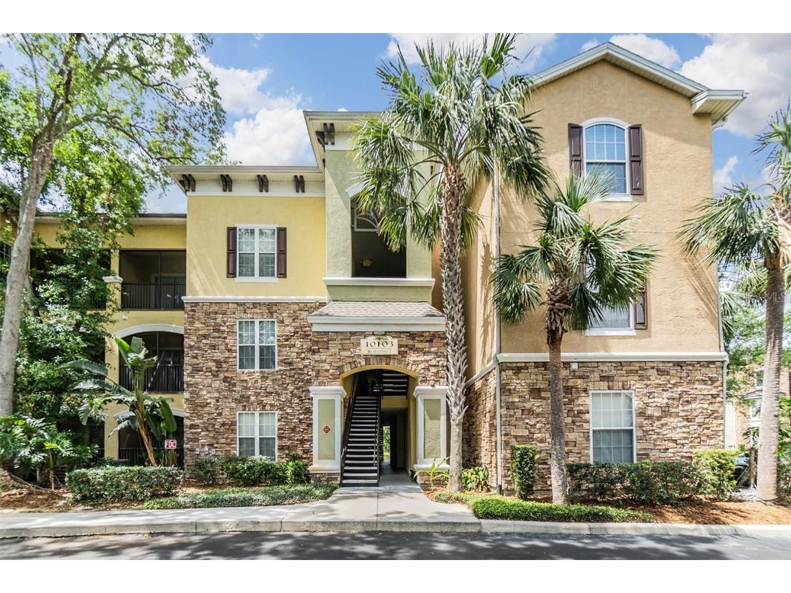 10103 Courtney Oaks Circle #103 Tampa FL 33619 TB8373386 image1
