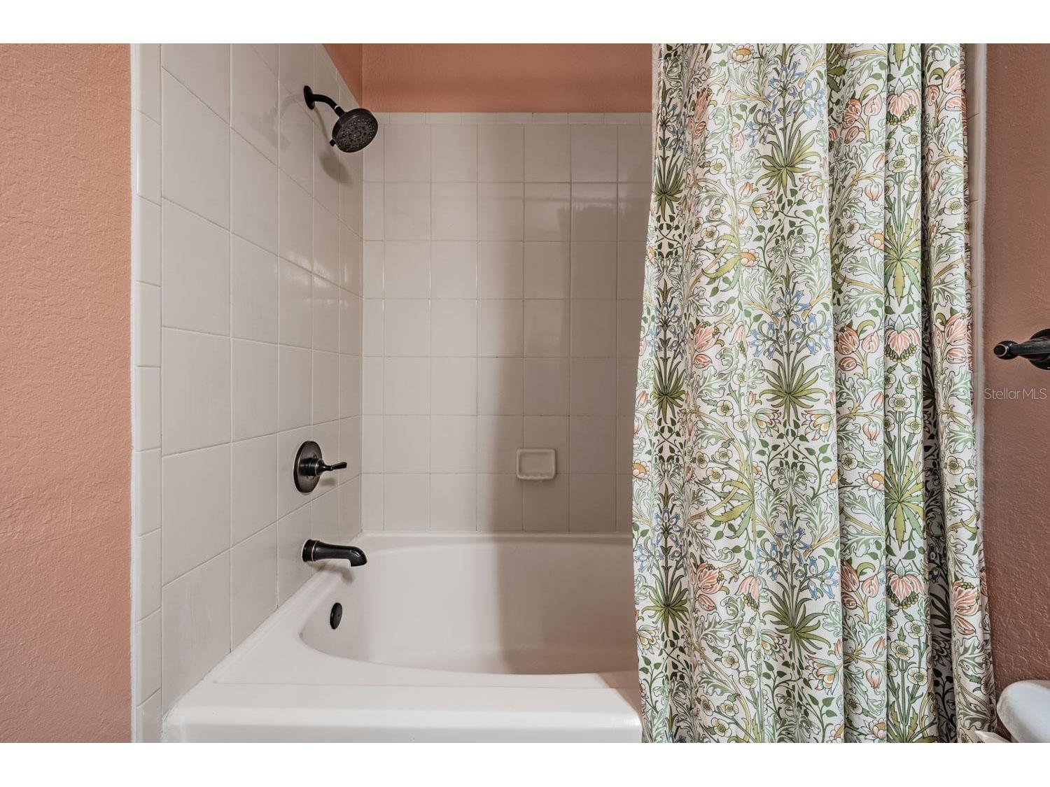 10103 Courtney Oaks Circle #103 Tampa FL 33619 TB8508637 image19