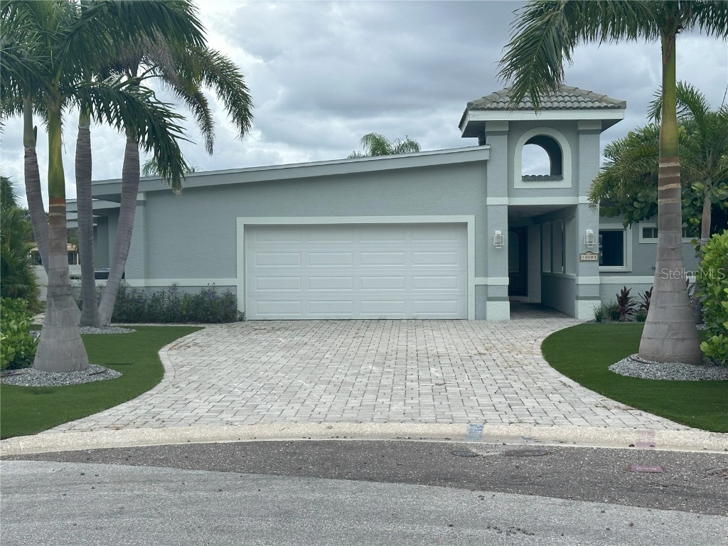 10103 Tarpon Drive Treasure Island FL 33706 TB8418644 image2