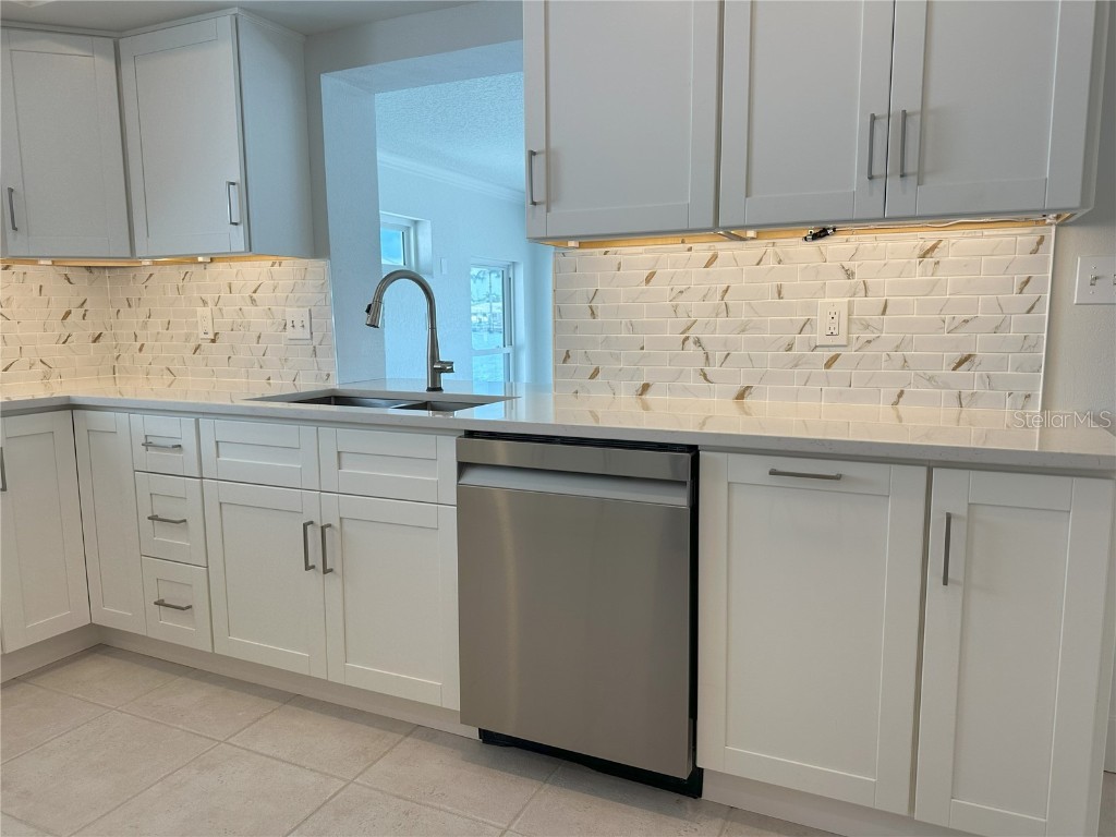 10103 Tarpon Drive Treasure Island FL 33706 TB8418644 image45