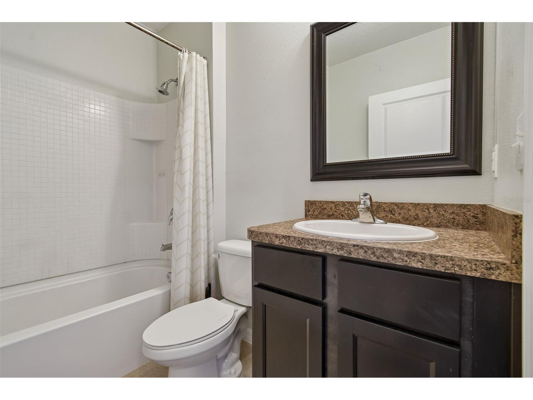 10104 Hawk Storm Avenue Tampa FL 33610 TB8470307 image20