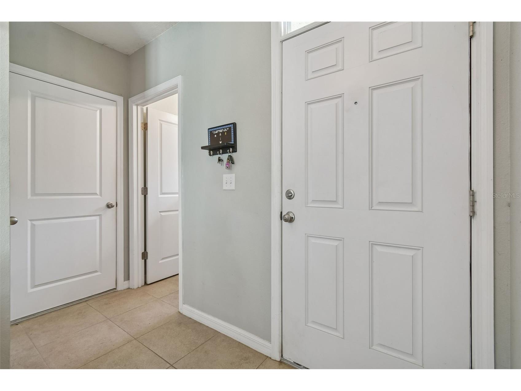 10104 Hawk Storm Avenue Tampa FL 33610 TB8470307 image3