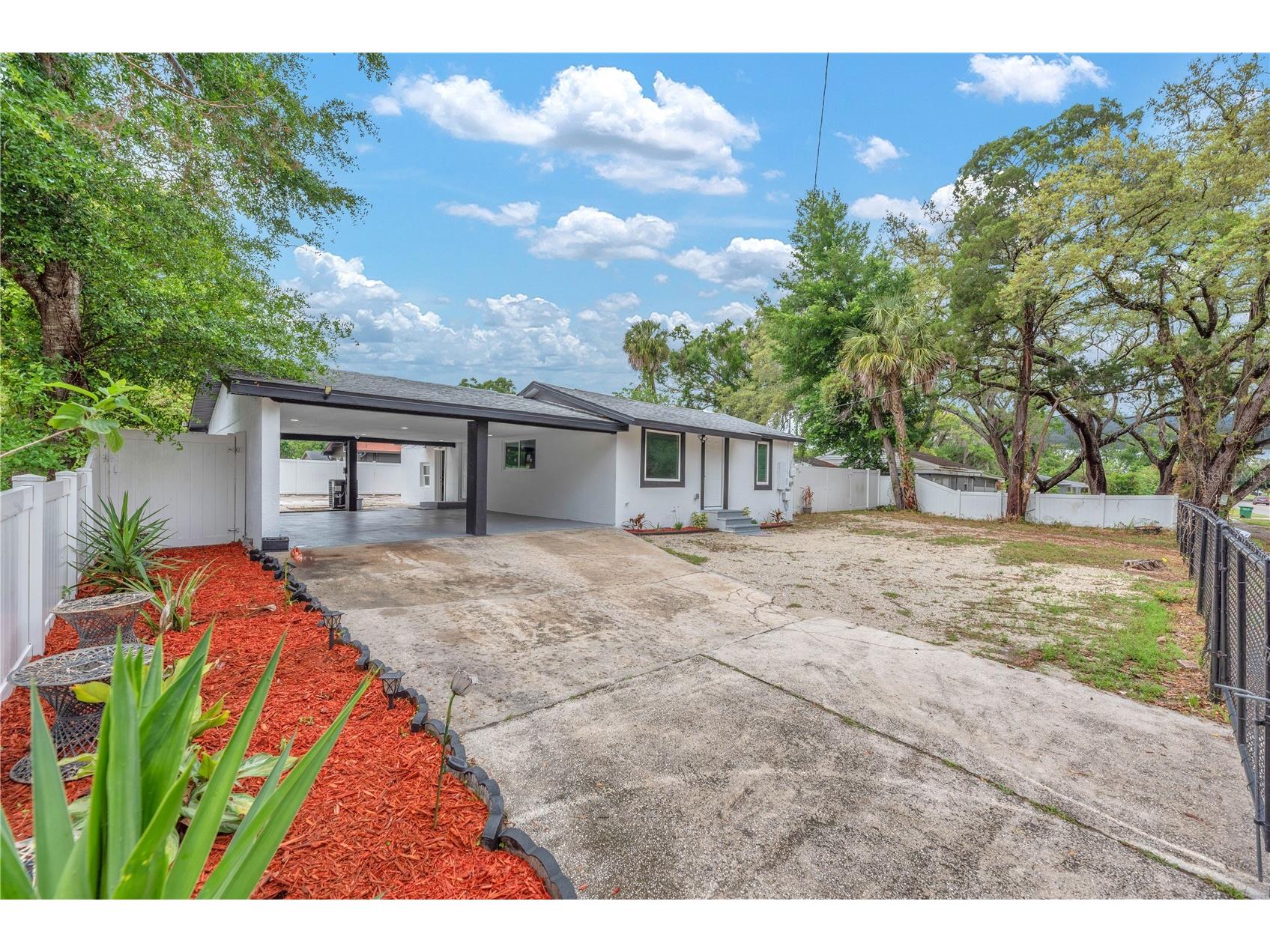 10104 N 15th Street Tampa FL 33612 TB8495556 image1