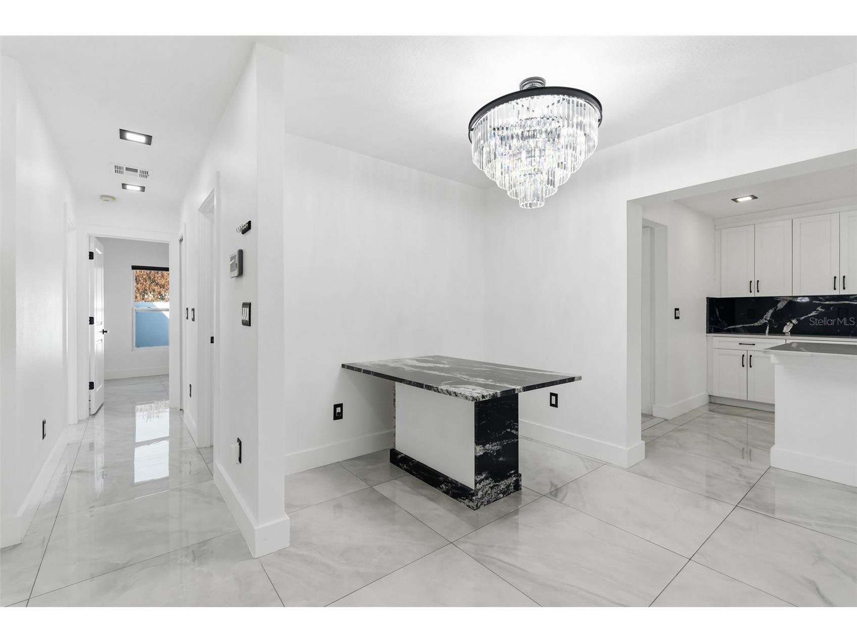 10104 N Dartmouth Avenue Tampa FL 33612 TB8481926 image14