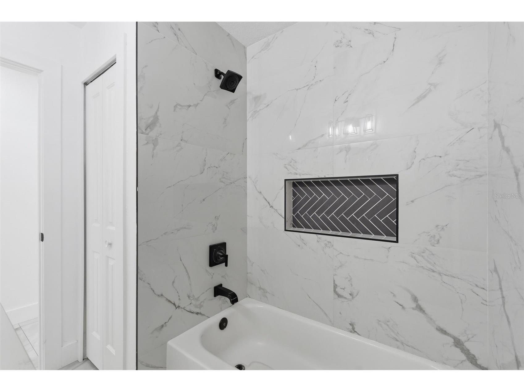 10104 N Dartmouth Avenue Tampa FL 33612 TB8481926 image41