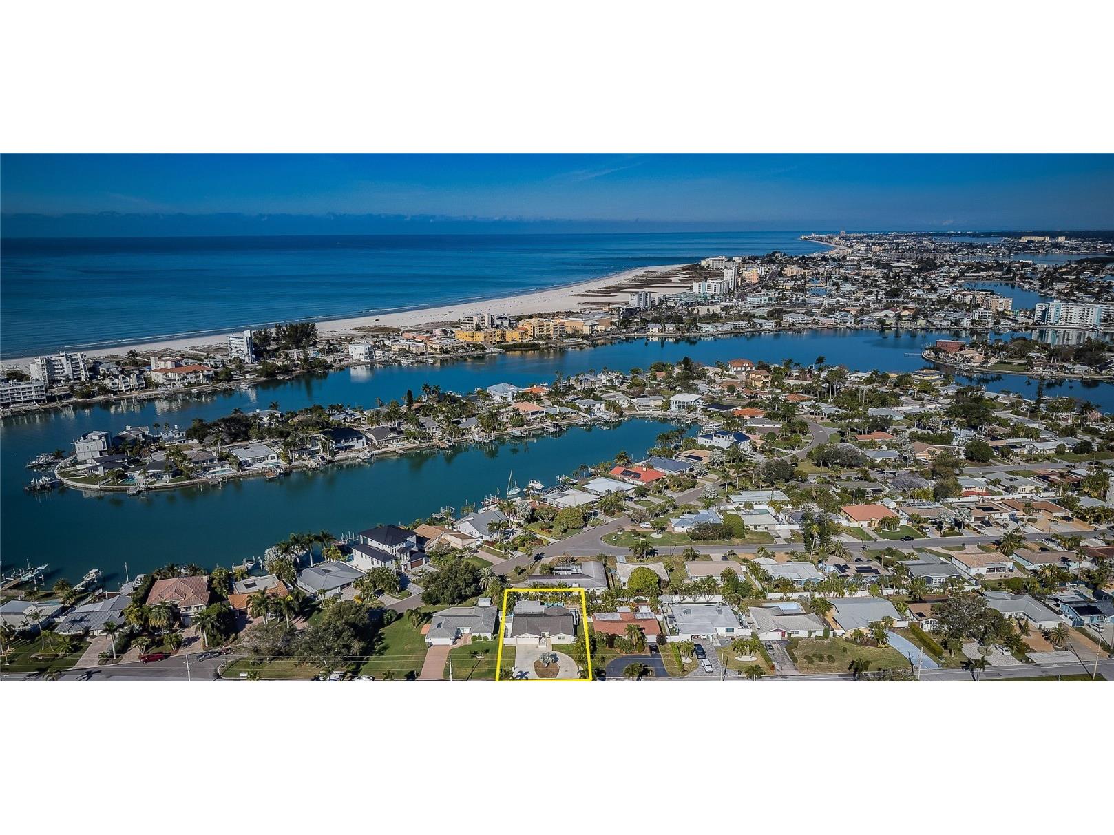 10104 Paradise Boulevard Treasure Island FL 33706 U8229193 image1