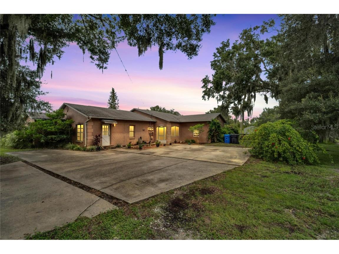 10104 Riverview Drive Riverview FL 33578 TB8301337 image1