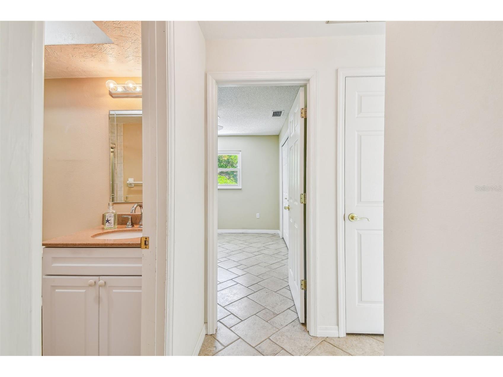 10104 Sandpiper Road E Bradenton FL 34209 - PALMA SOLA BAY A4654642 image47