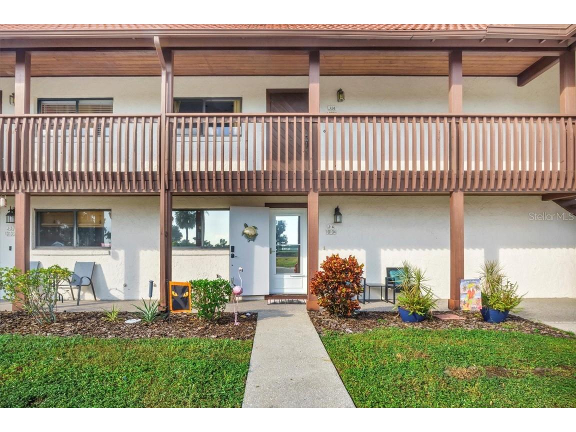 10104 Village Drive #4 Lake Wales FL 33898 P4936786 image1