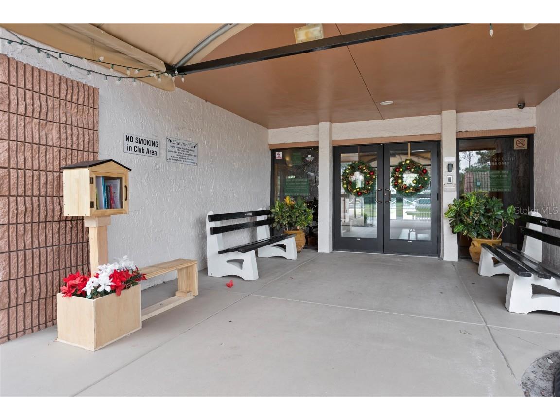 10105 Crown Court Orlando FL 32821 P4937025 image41