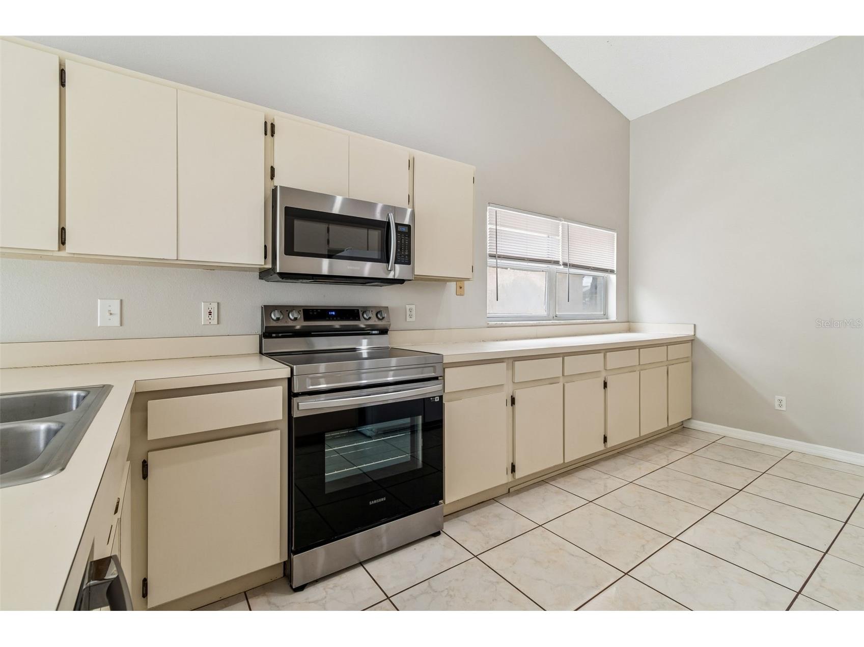 10105 Sea Spray Place Tampa FL 33624 TB8517986 image13