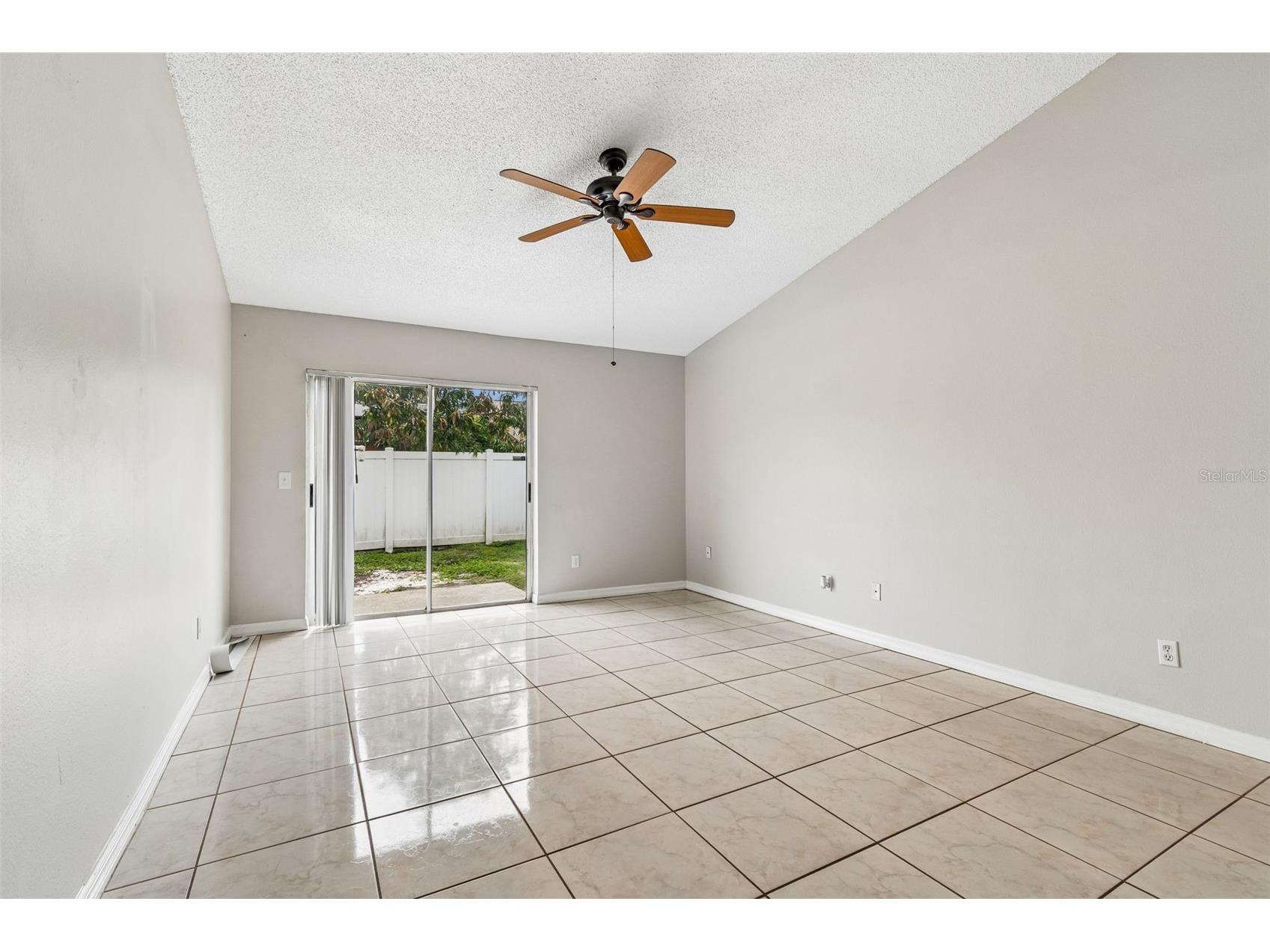 10105 Sea Spray Place Tampa FL 33624 TB8517986 image19
