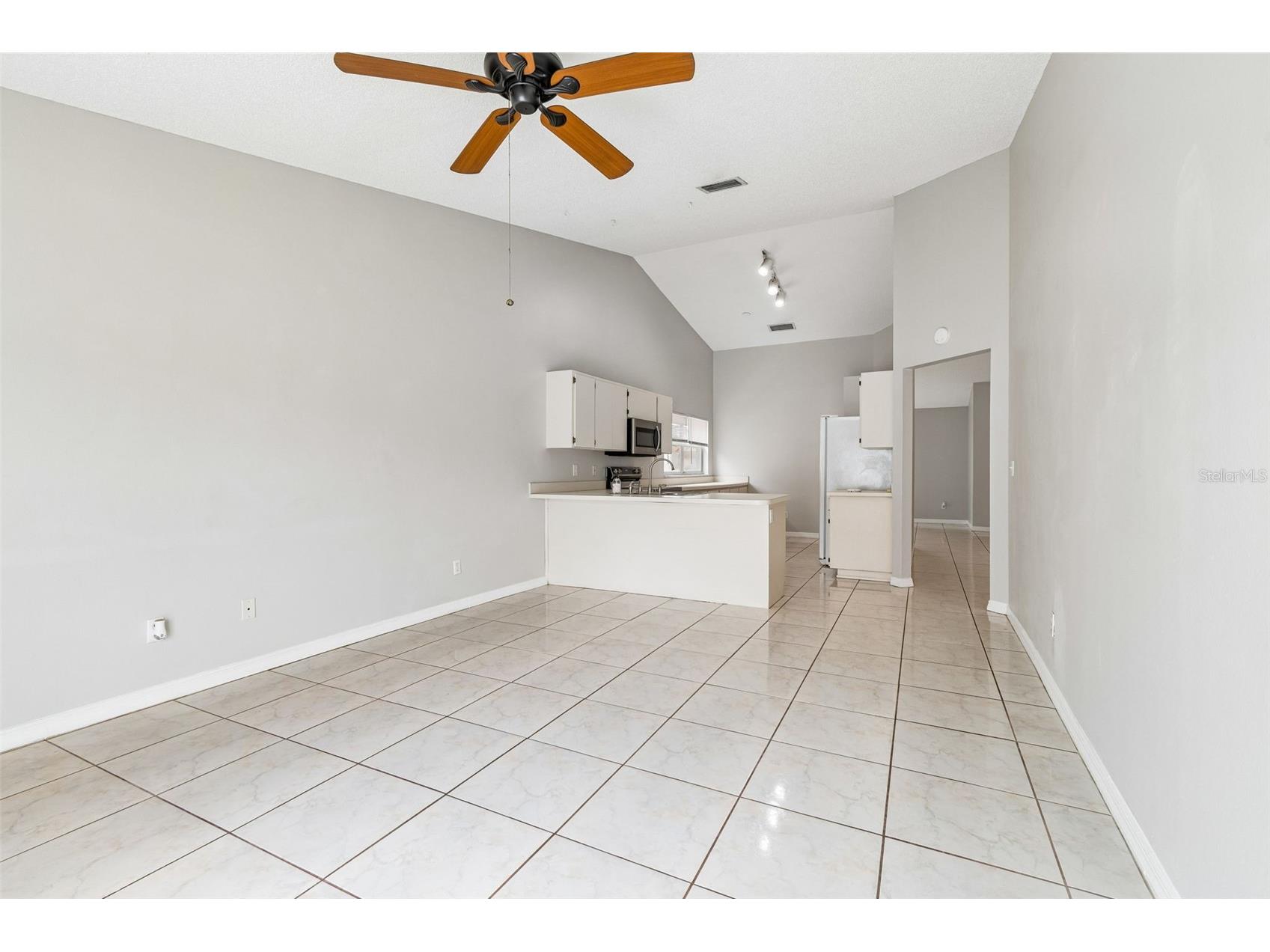 10105 Sea Spray Place Tampa FL 33624 TB8517986 image23