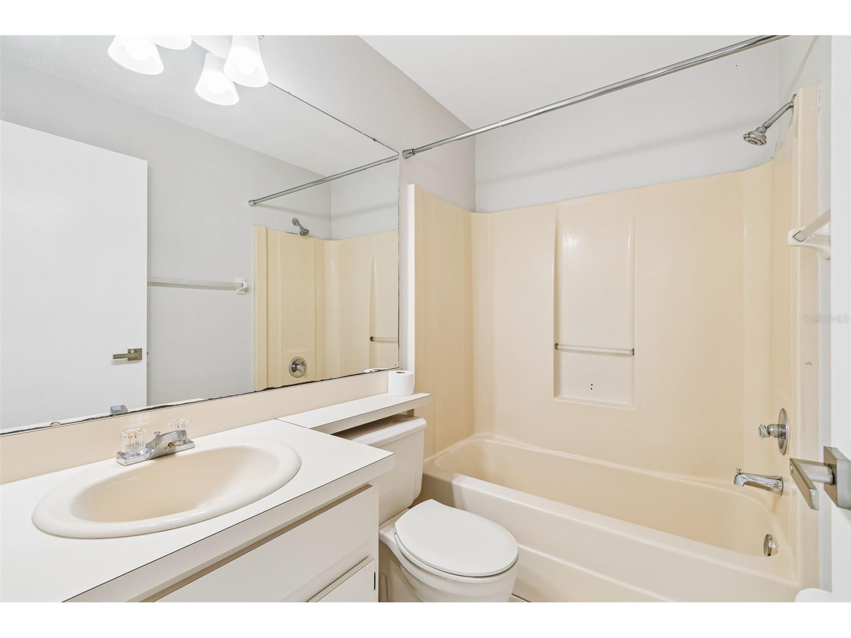 10105 Sea Spray Place Tampa FL 33624 TB8517986 image24