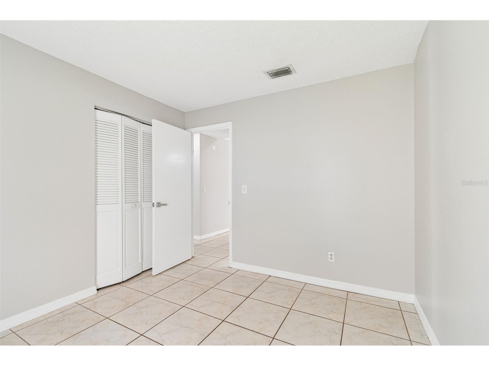 10105 Sea Spray Place Tampa FL 33624 TB8517986 image27