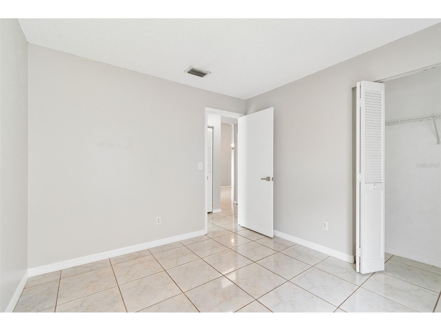 10105 Sea Spray Place Tampa FL 33624 TB8517986 image32