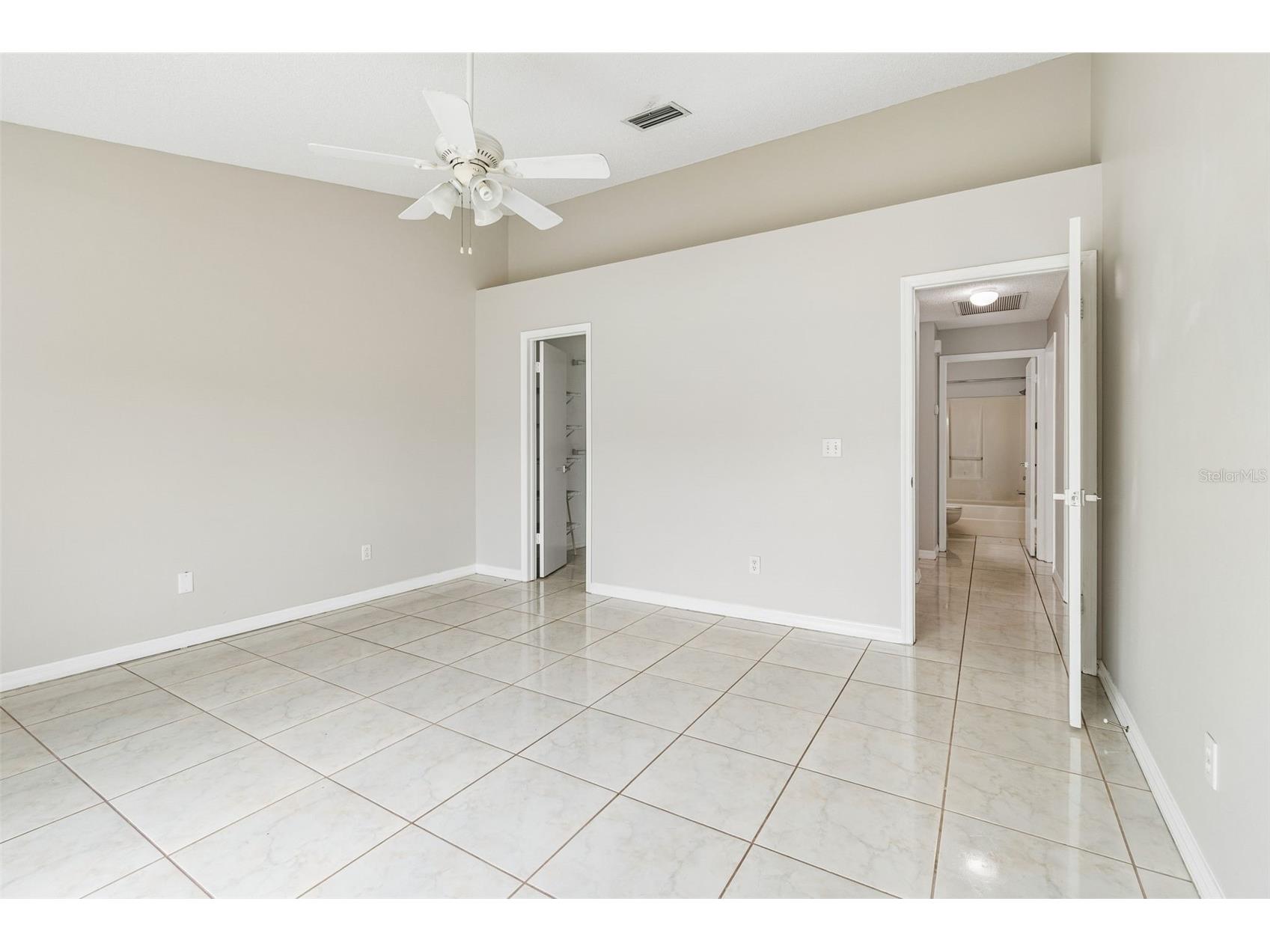 10105 Sea Spray Place Tampa FL 33624 TB8517986 image34