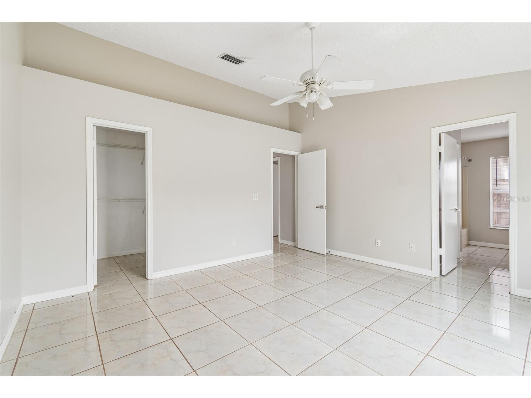 10105 Sea Spray Place Tampa FL 33624 TB8517986 image36