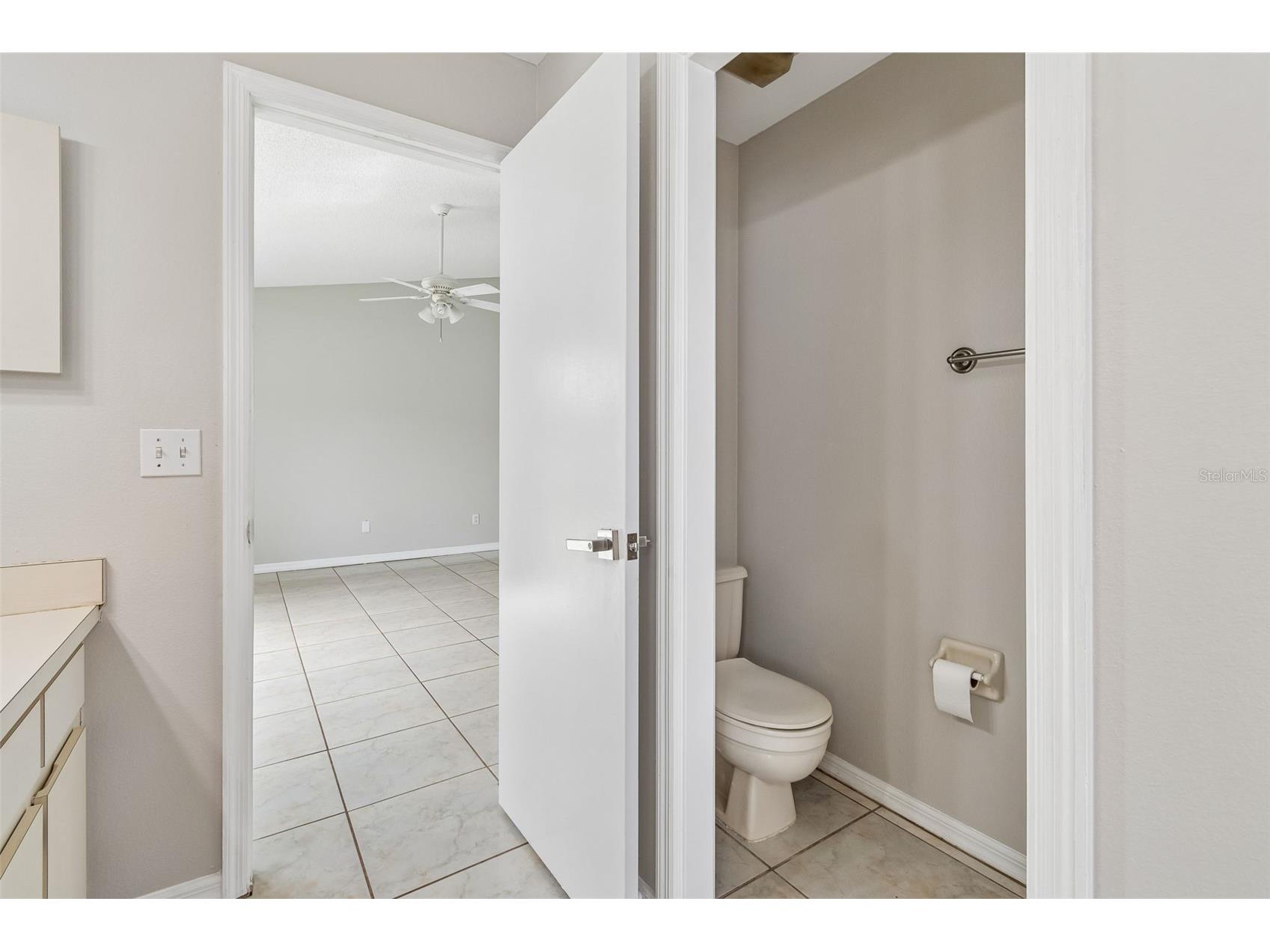 10105 Sea Spray Place Tampa FL 33624 TB8517986 image40