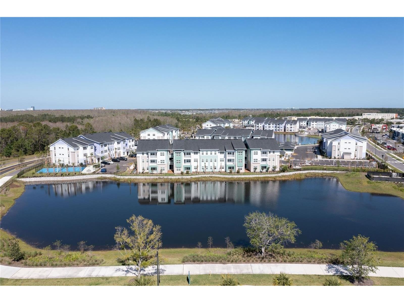 10105 Selten Way Orlando FL 32827 O6388621 image1