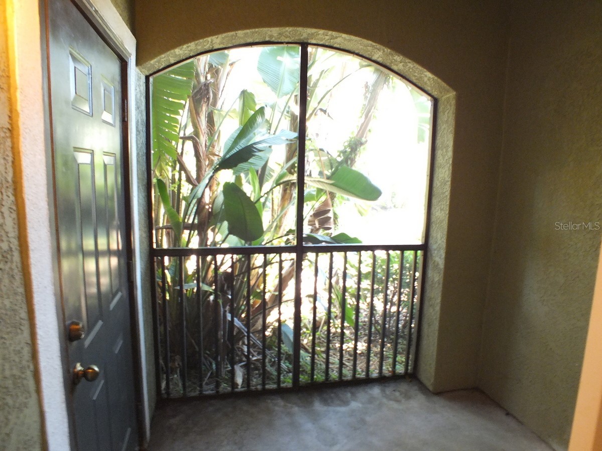 10106 Courtney Oaks Circle #104 Tampa FL 33619 TB8505817 image5