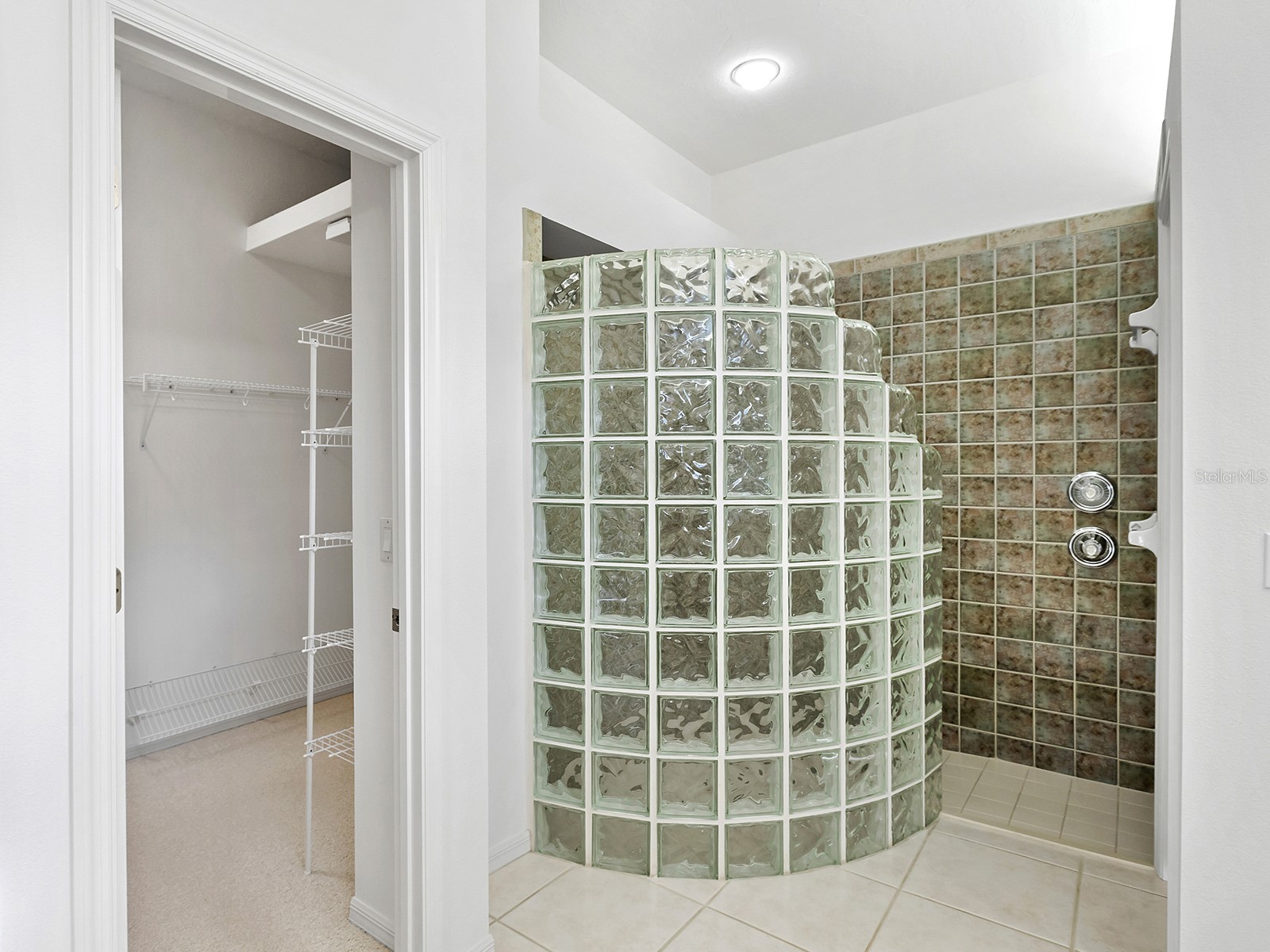 10106 Glenmore Avenue Bradenton FL 34202 A4687251 image33