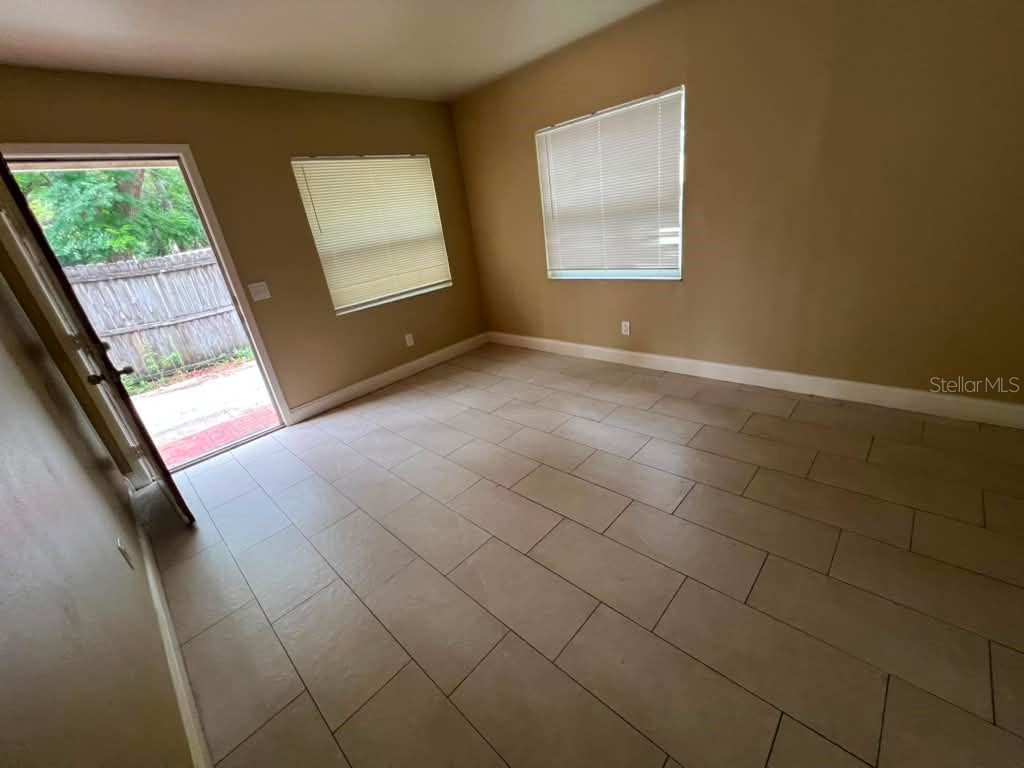10106 N 10th Street #A Tampa FL 33612 TB8518394 image10