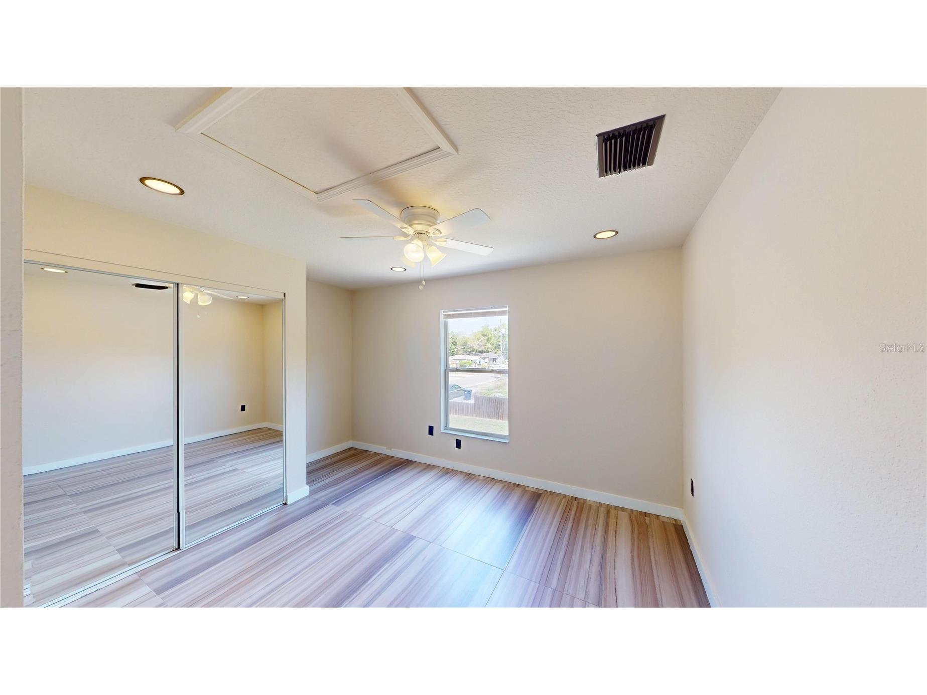 10107 N 14th Street Tampa FL 33612 TB8489677 image16