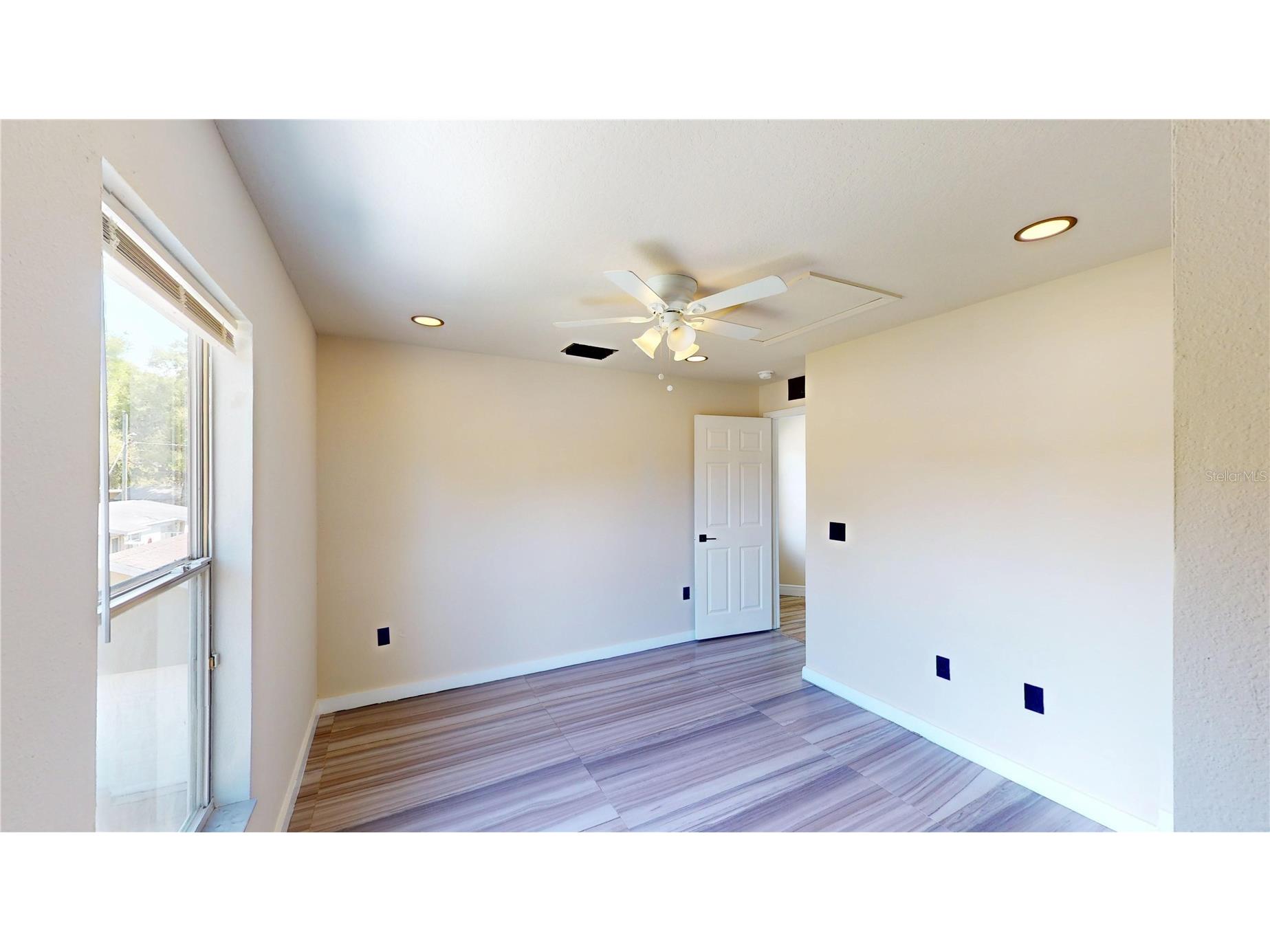 10107 N 14th Street Tampa FL 33612 TB8489677 image17