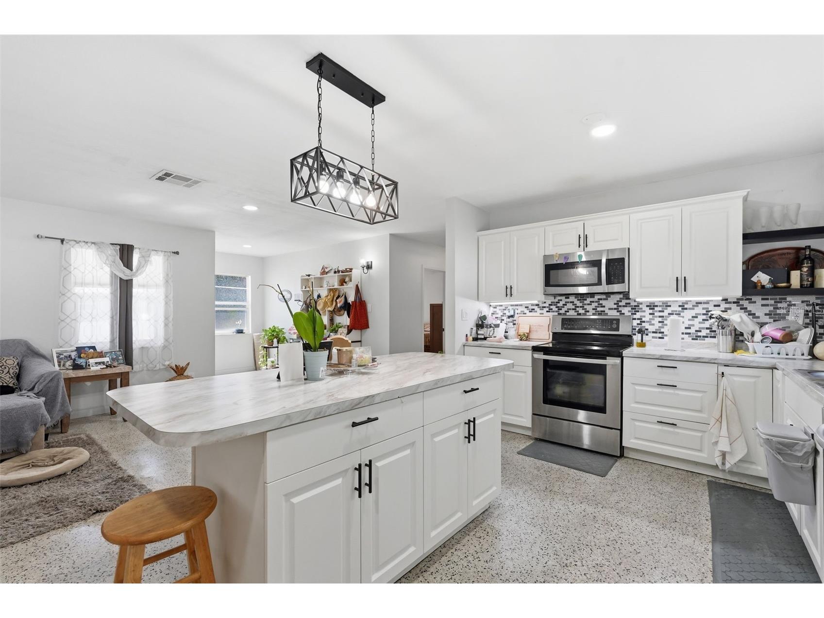 10107 N Aster Avenue Tampa FL 33612 TB8503497 image39