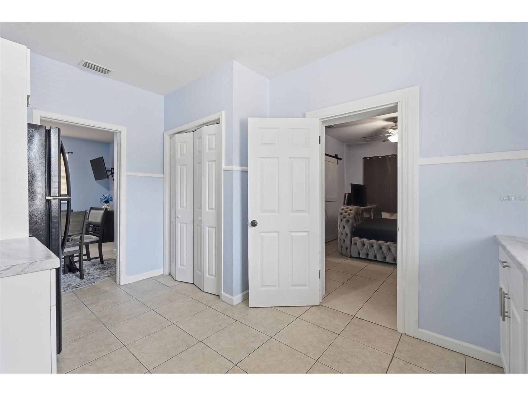 10107 N Aster Avenue Tampa FL 33612 TB8503497 image6