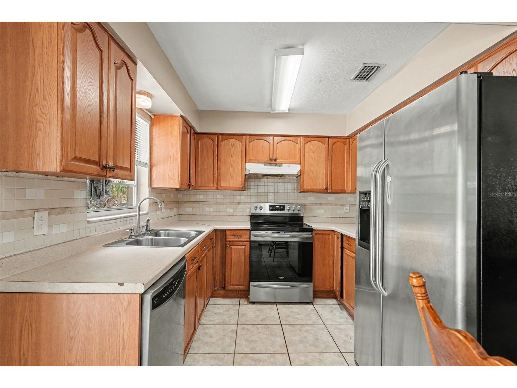 10108 Alambra Avenue Tampa FL 33619 TB8508354 image12