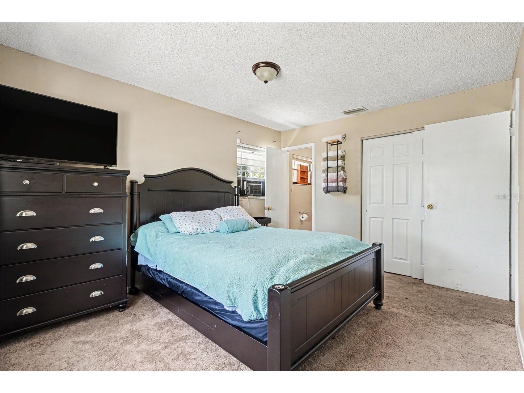 10108 Alambra Avenue Tampa FL 33619 TB8508354 image17