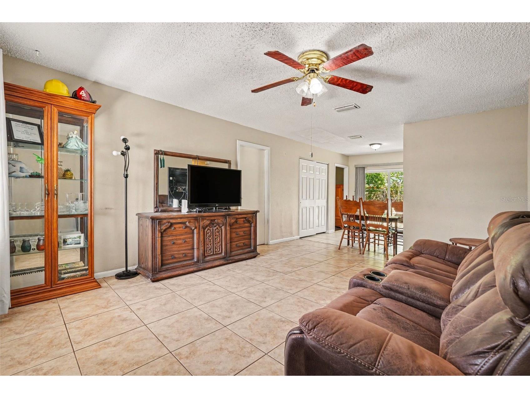 10108 Alambra Avenue Tampa FL 33619 TB8508354 image5