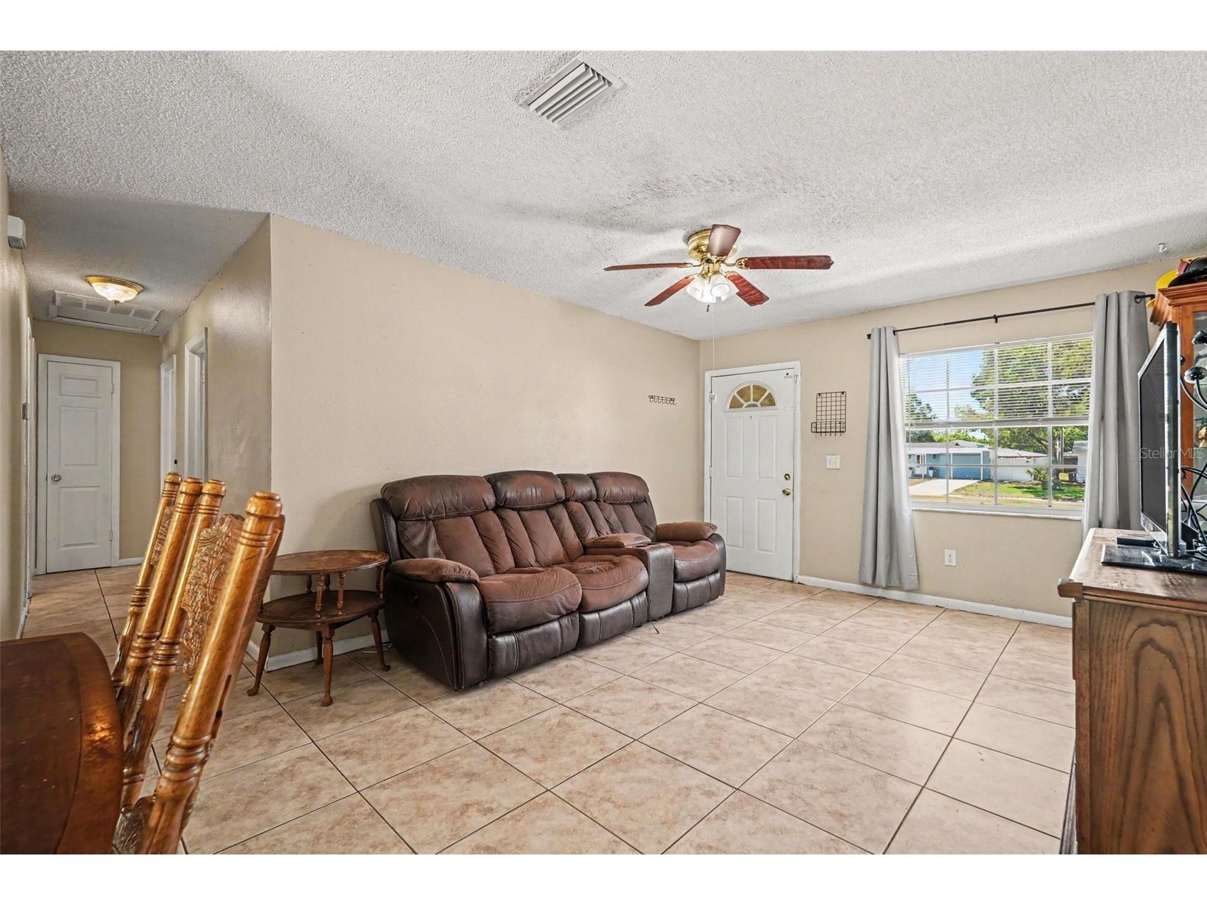 10108 Alambra Avenue Tampa FL 33619 TB8508354 image7