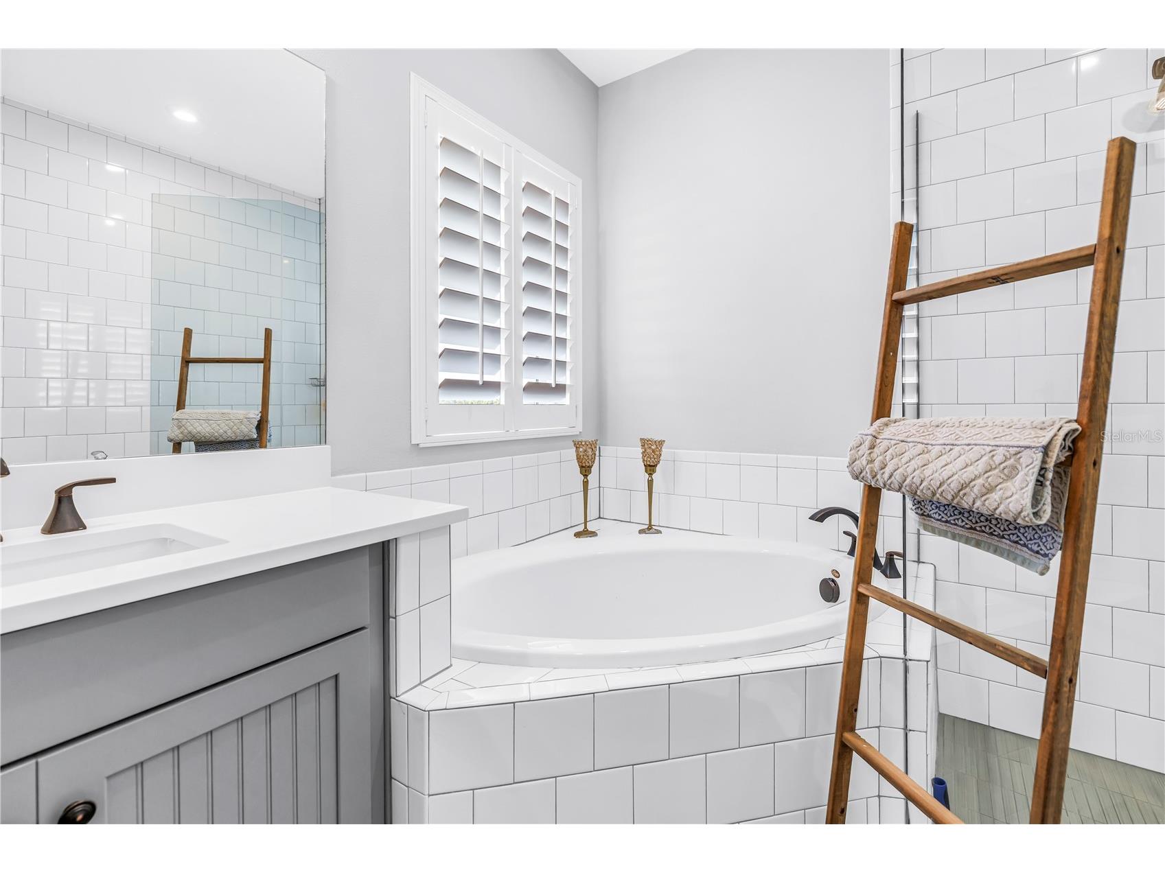 10108 Corriente Court Palmetto FL 34221 TB8521162 image46
