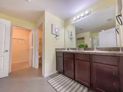 10108 Hawk Storm Avenue Tampa FL 33610 TB8494620 image21