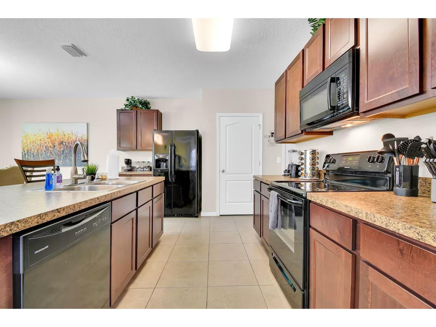10108 Hawk Storm Avenue Tampa FL 33610 TB8494620 image9