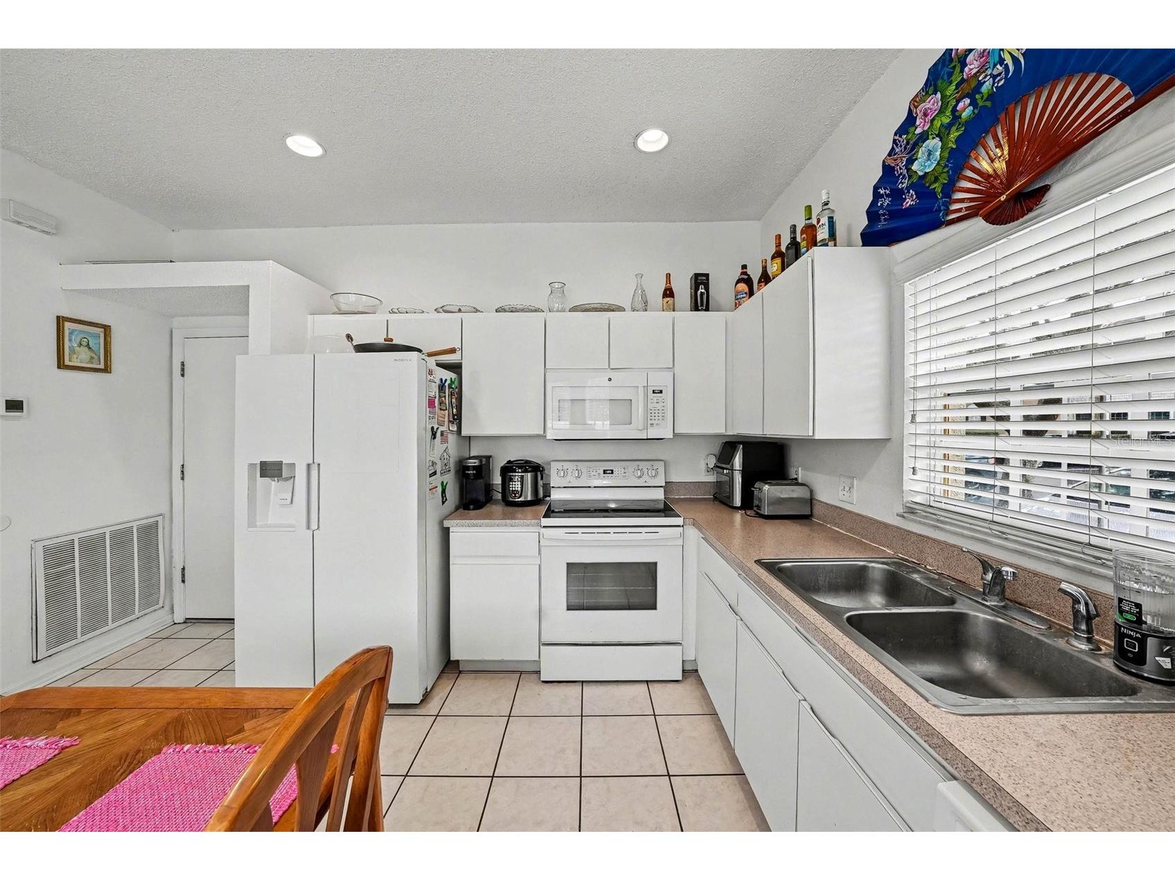 10109 Belleville Place Tampa FL 33624 TB8476454 image9