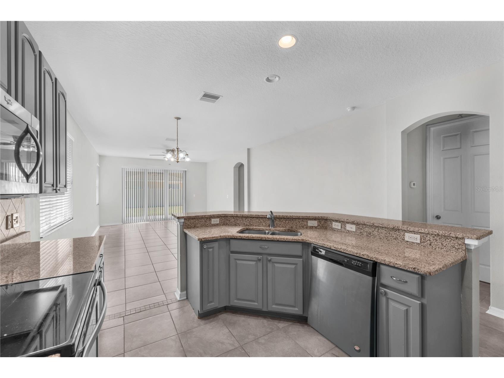 10109 Celtic Ash Drive Ruskin FL 33573 TB8503898 image7