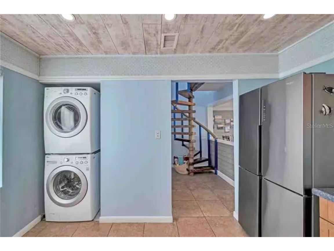 10109 Gulf Boulevard #202 Treasure Island FL 33706 TB8410827 image11