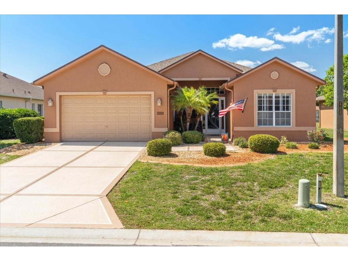 10109 Tria Drive Weeki Wachee FL 34613 W7854459 image1