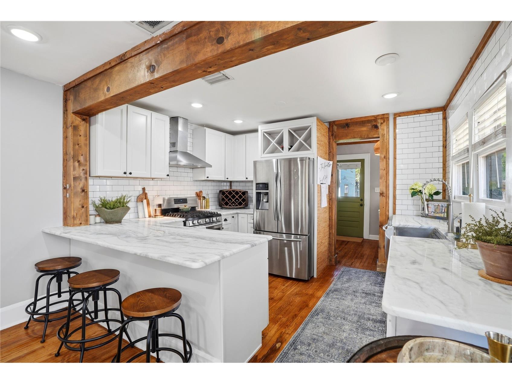 1011 14th Street N Saint Petersburg FL 33705 TB8509624 image17