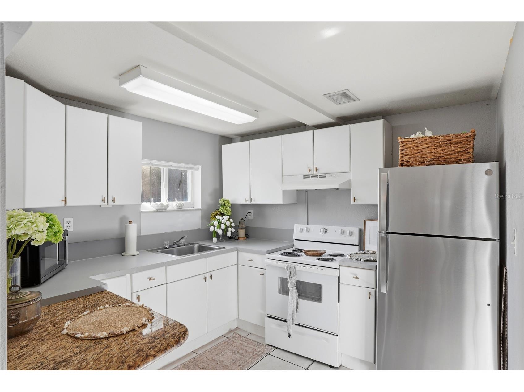 1011 14th Street N Saint Petersburg FL 33705 TB8509624 image35
