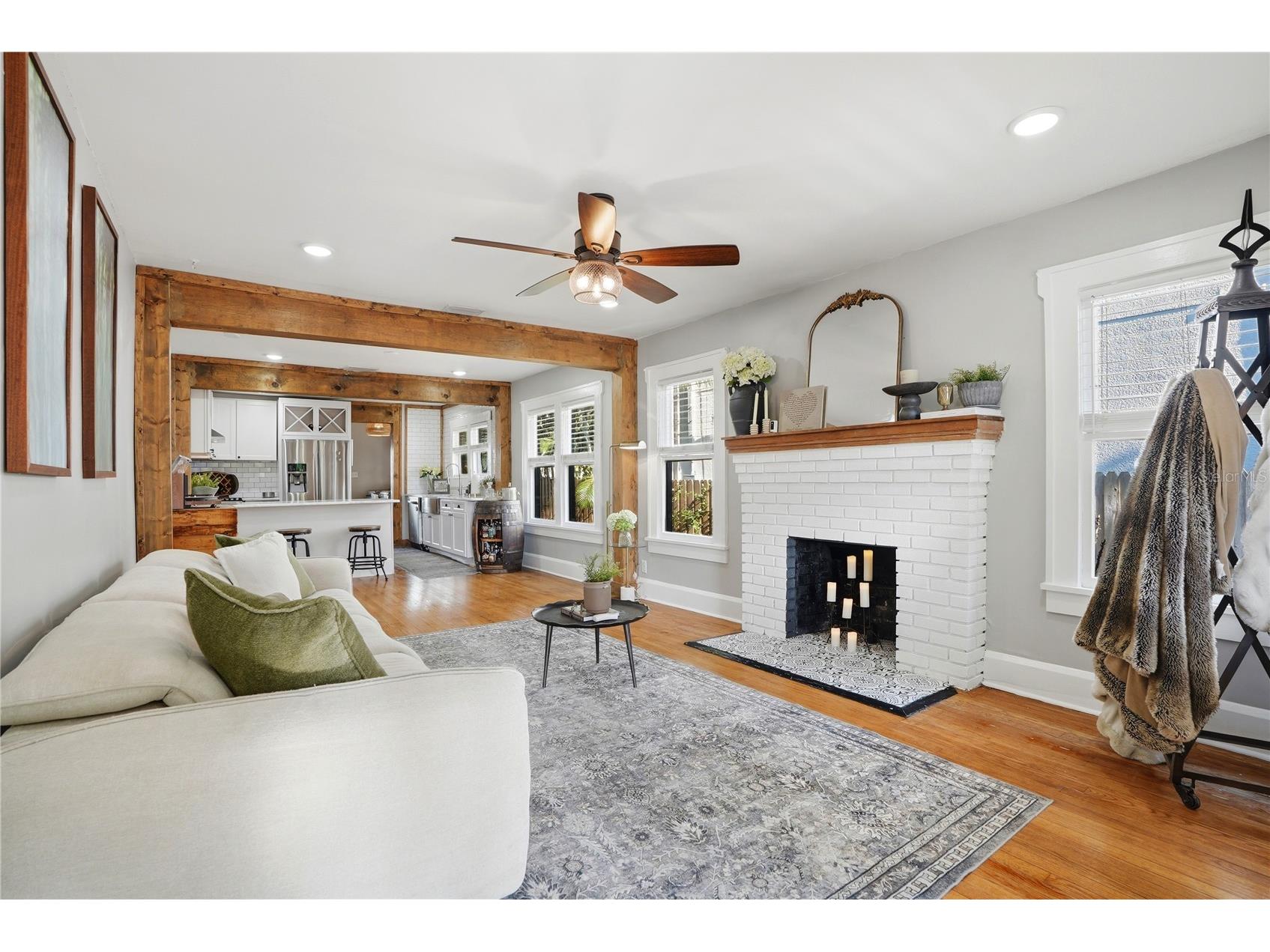 1011 14th Street N Saint Petersburg FL 33705 TB8509624 image9