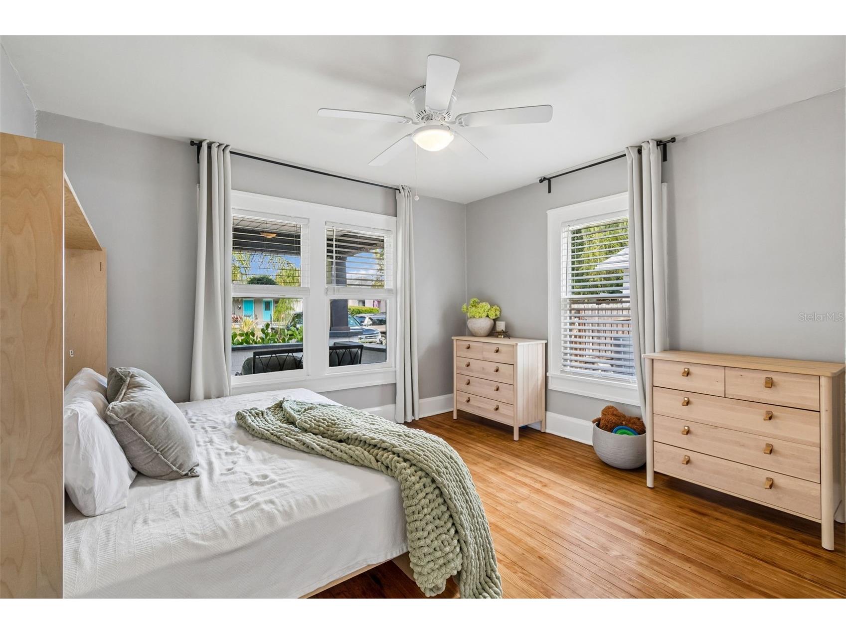 1011 14th Street N Saint Petersburg FL 33705 TB8523224 image15
